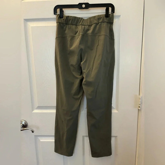 Lululemon On The Fly Pant *27"
Grey Sage - Picture 4 of 6